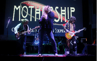 MOTHERSHIP – The Ultimate Led Zeppelin Experience