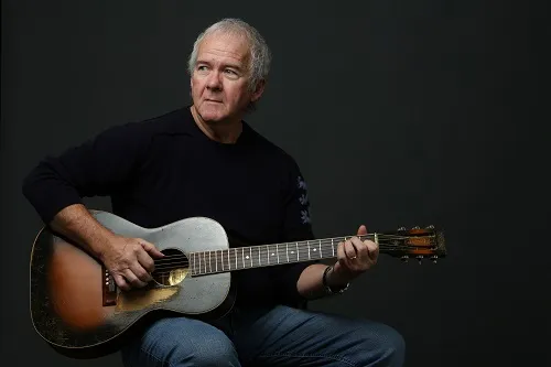 Murray_Guitar interview: Murray McLauchlan