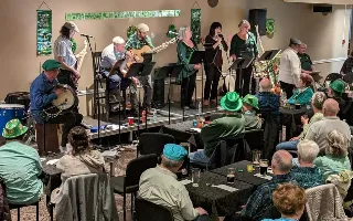 FOLEYS IRISH PUB